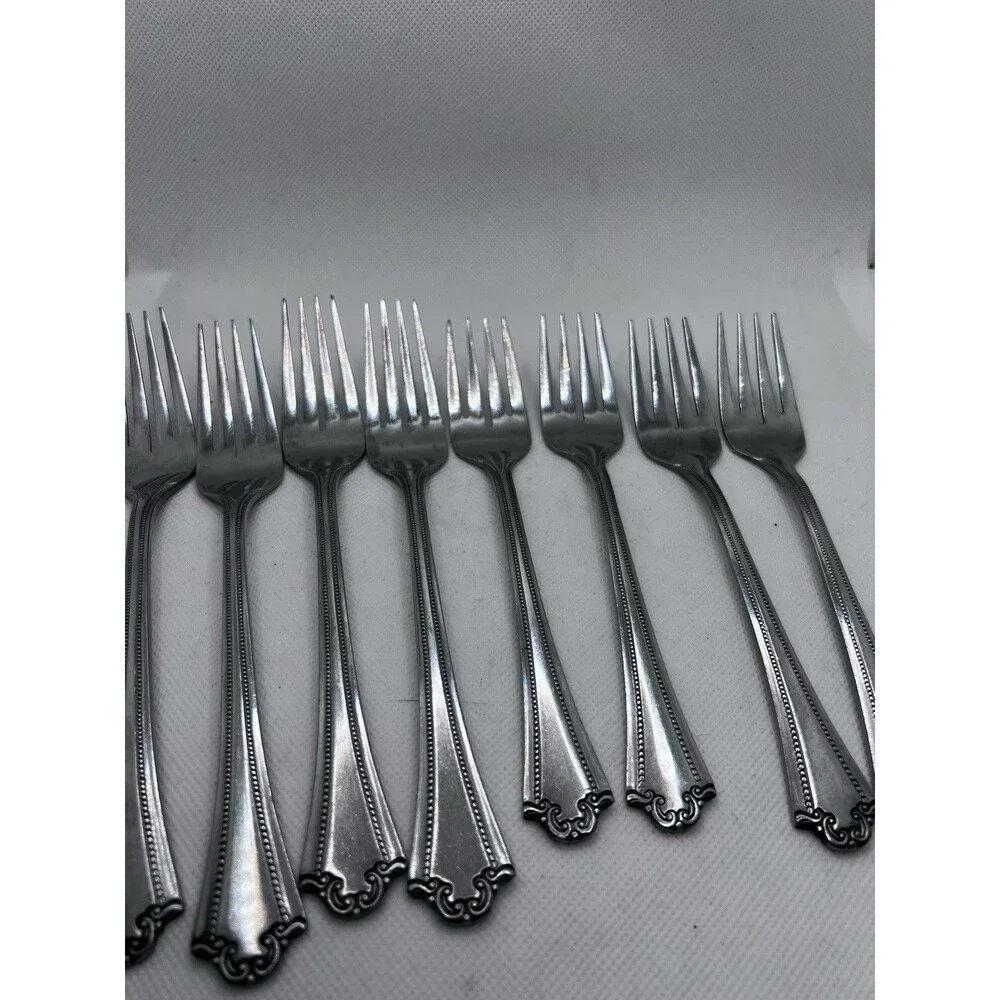 8 Stanley Roberts Rogers Lavalier Stainless dinner & Salad Forks Flatware